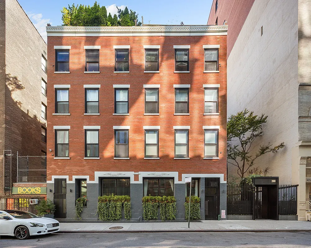200 Mercer Street